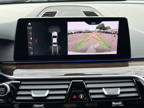 Used 2019 BMW 530i 530i w/ Convenience Package image 33