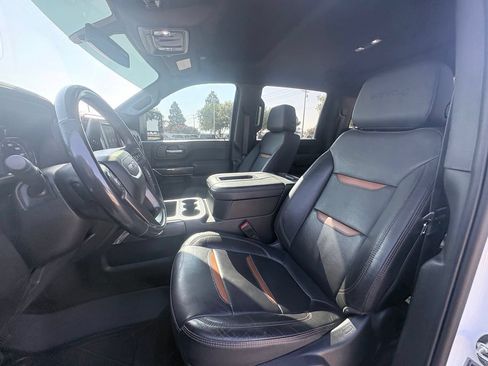 Used 2022 GMC Sierra 2500 AT4 w/ Gooseneck/5TH Wheel Package AWD/4WD image 6
