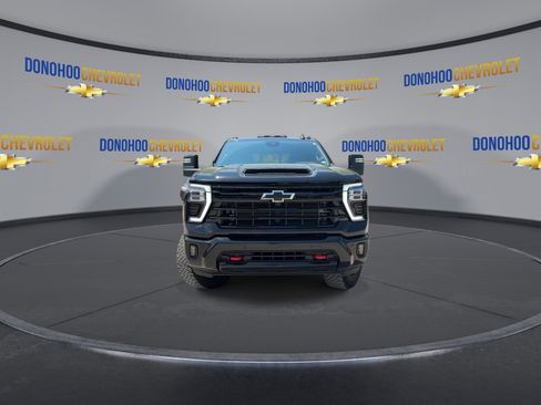 Used 2025 Chevrolet Silverado 2500 LT w/ Trail Boss Package AWD/4WD image 6