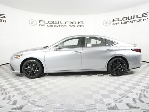 New 2025 Lexus ES 350 F Sport image 4