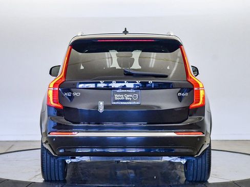 Certified 2025 Volvo XC90 B6 Ultra AWD/4WD image 3