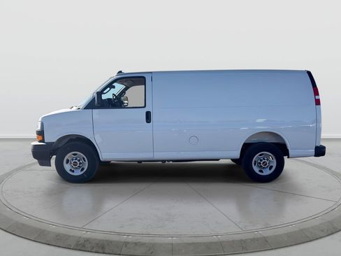 New 2025 GMC Savana 2500 w/ Driver Convenience Package RWD image 6
