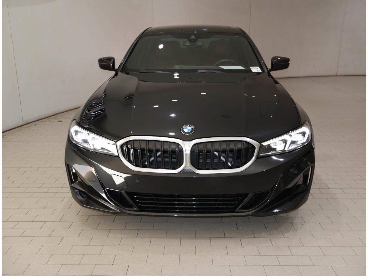 Certified 2023 BMW 330i Sedan w/ Convenience Package RWD image 9