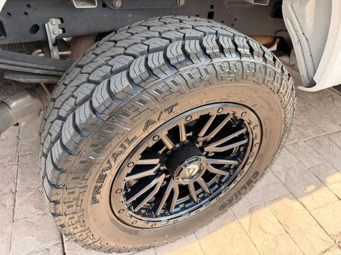 Used 2025 Ford F250 Lariat AWD/4WD image 22