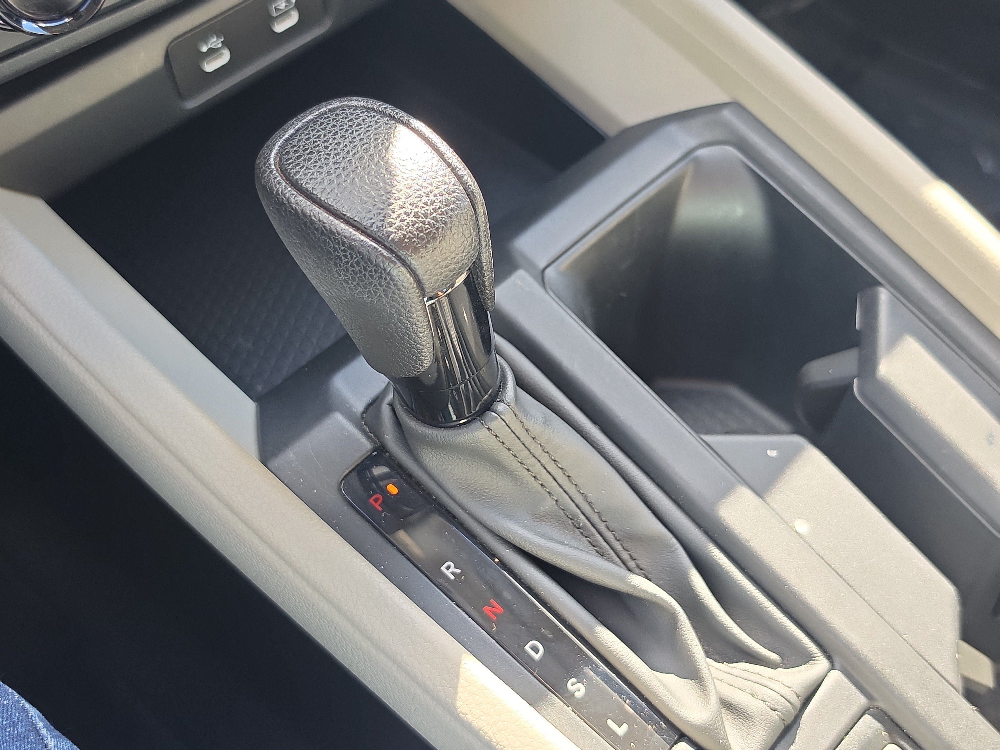 Certified 2024 Honda Accord EX image 25