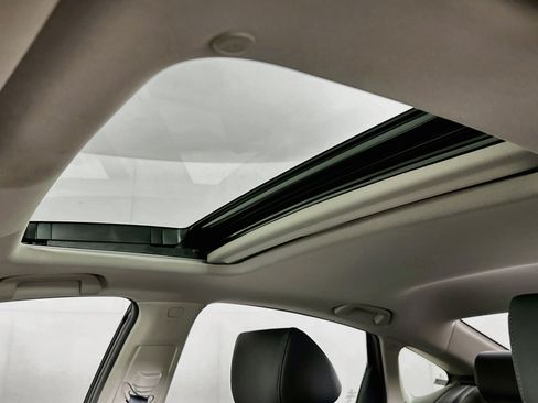Used 2020 Honda Accord Touring image 33