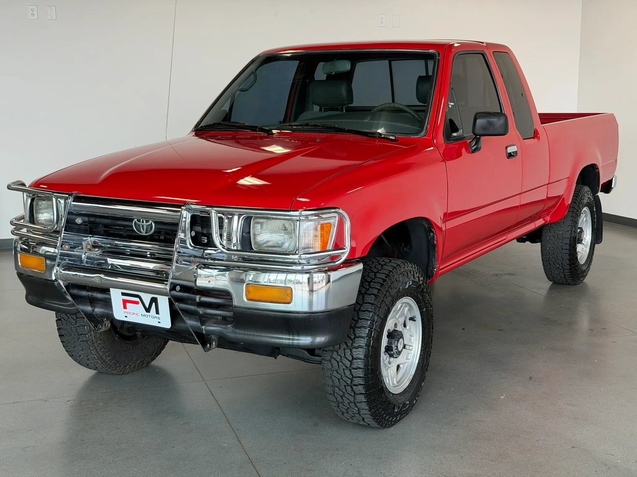 Used 1993 Toyota Pickup Deluxe AWD/4WD image 3