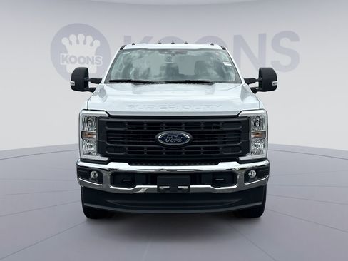 New 2026 Ford F350 XL w/ XL Chrome Package image 11