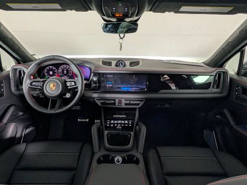 New 2026 Porsche Cayenne GTS AWD/4WD image 19