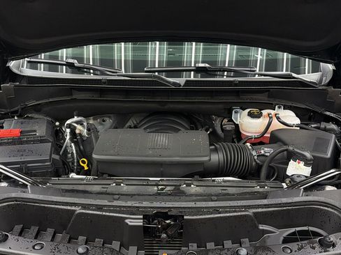 Used 2025 Cadillac Escalade ESV Sport Platinum image 16