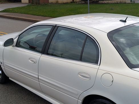 Used 2005 Buick Le Sabre Limited w/ Celebration Edition Package image 34