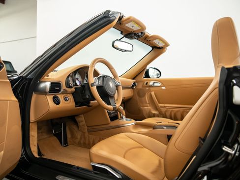Used 2011 Porsche 911 Carrera S RWD image 12