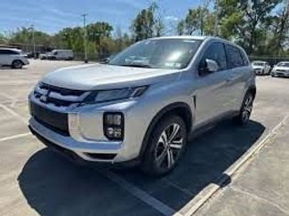 Used 2025 Mitsubishi Outlander Sport SE video 1