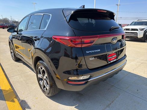Used 2020 Kia Sportage LX image 6