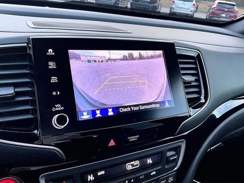 Used 2023 Honda Ridgeline Black Edition image 14