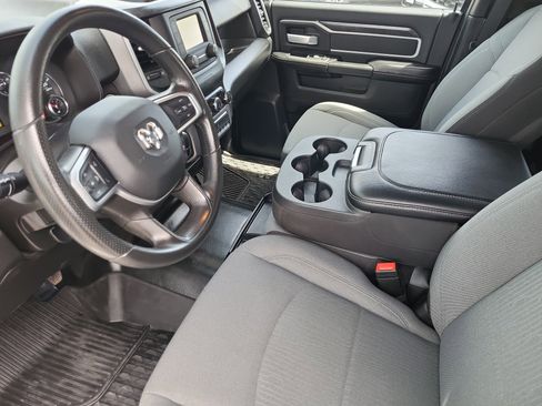 Used 2024 RAM 3500 Big Horn w/ Snow Chief Group AWD/4WD image 12
