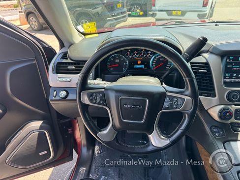 Used 2020 GMC Yukon XL Denali RWD image 17