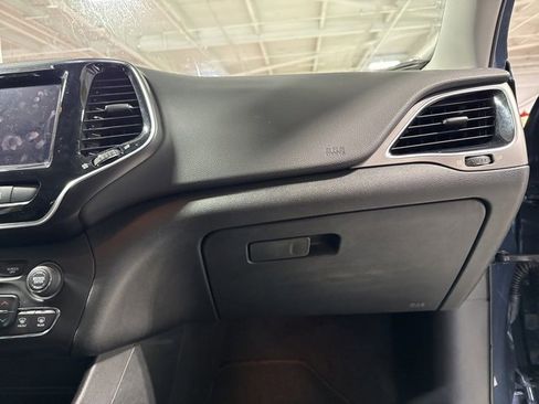 Certified 2021 Jeep Cherokee Limited w/ Elite Package image 46