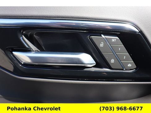 Certified 2025 Chevrolet Tahoe Premier image 19