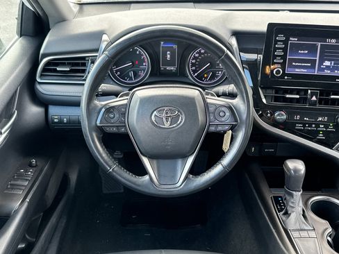 Used 2024 Toyota Camry SE image 13