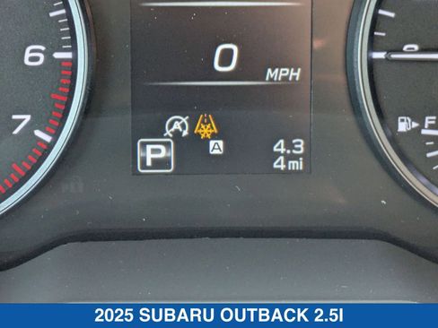 Used 2025 Subaru Outback 2.5i image 20