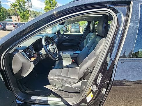 Certified 2024 Volvo XC60 B5 Plus w/ Protection Package Premier AWD/4WD image 4