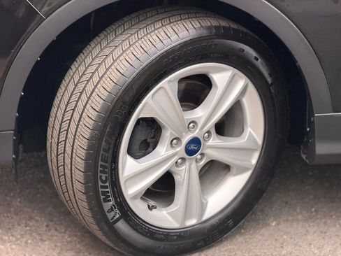 Used 2015 Ford Escape SE AWD/4WD image 11