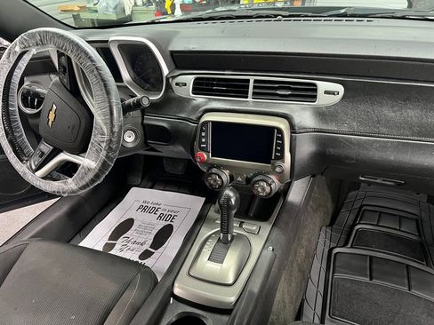 Used 2013 Chevrolet Camaro LT image 32