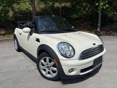 Used 2009 MINI Cooper Convertible FWD image 1