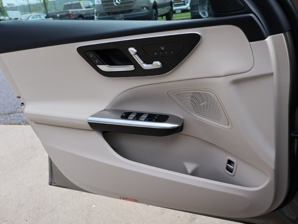 Certified 2023 Mercedes-Benz C 300 4MATIC Sedan image 56