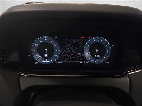 Certified 2025 Land Rover Range Rover Evoque Dynamic SE image 19