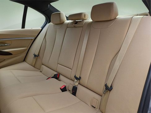 Used 2016 BMW 328i xDrive Sedan image 11