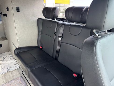 Used 2020 Mercedes-Benz Sprinter 2500 image 24