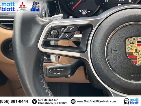 Used 2020 Porsche Macan w/ Premium Package Plus image 20
