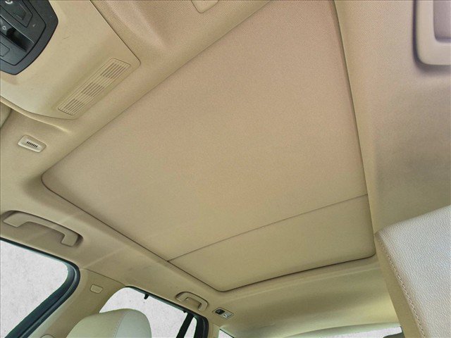 Used 2017 BMW X3 xDrive28i AWD/4WD image 16