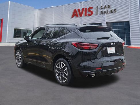 Used 2025 Chevrolet Blazer RS image 3