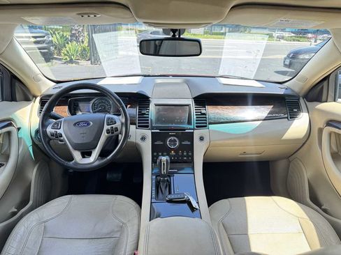 Used 2013 Ford Taurus Limited FWD image 30