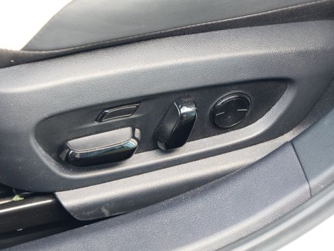 Certified 2024 Lexus ES 300h Ultra Luxury w/ Accessory Package (Z2) FWD image 33