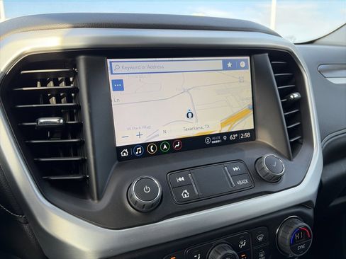 Used 2023 GMC Acadia SLT image 27