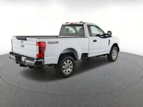 Used 2024 Ford F350 XLT AWD/4WD image 4