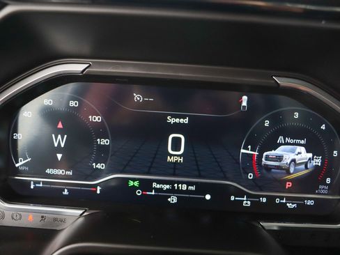 Used 2023 GMC Sierra 1500 AT4 image 16