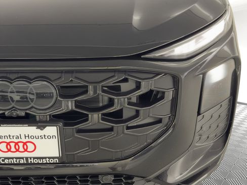 New 2026 Audi Q3 quattro 2.0T image 11