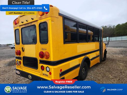 Used 2013 Chevrolet Express 3500 w/ School Bus Package RWD image 5