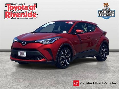 Certified 2020 Toyota C-HR XLE FWD image 1
