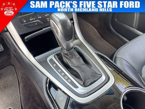 Used 2016 Ford Edge SEL w/ Equipment Group 201A FWD image 29
