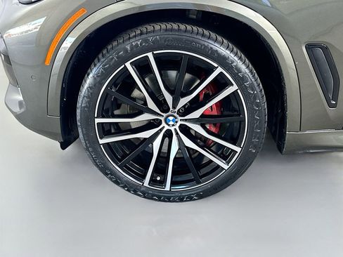 Used 2023 BMW X5 xDrive40i w/ M Sport Package image 8
