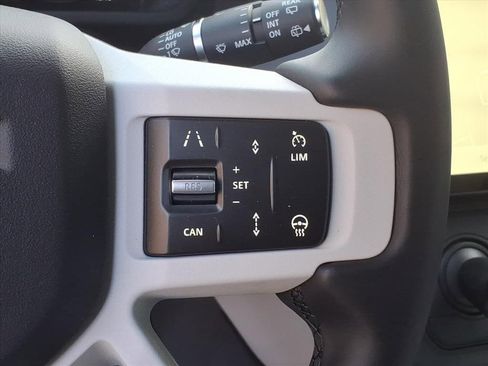 New 2026 Land Rover Defender 110 S image 18
