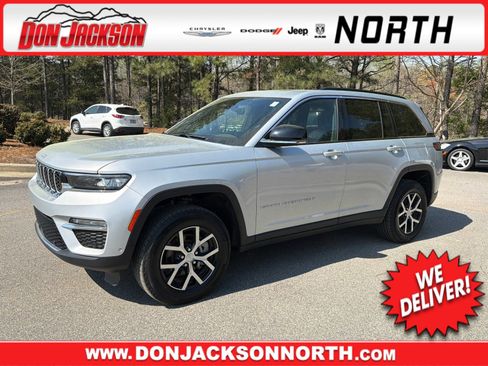 Used 2024 Jeep Grand Cherokee Limited w/ Luxury Tech Group II image 1