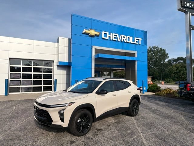 Used 2026 Chevrolet Trax ACTIV w/ Driver Confidence Package FWD image 2