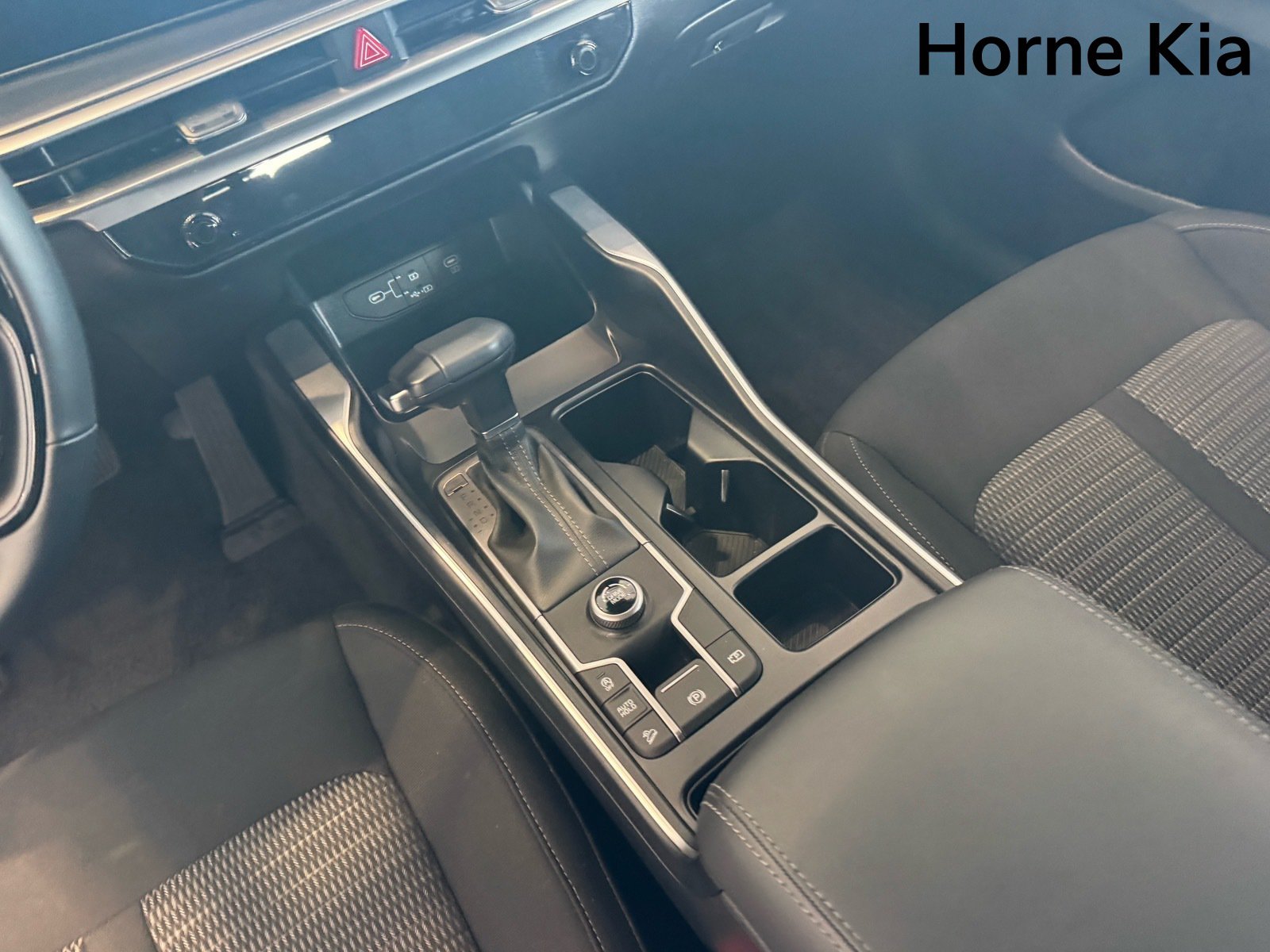 New 2026 Kia Sorento LX FWD image 16